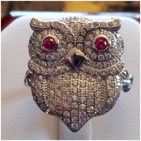 Jewelry - Genuine White Sapphire & Rubies Owl Ring